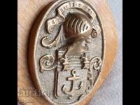 Бронзова пластика. Герб.