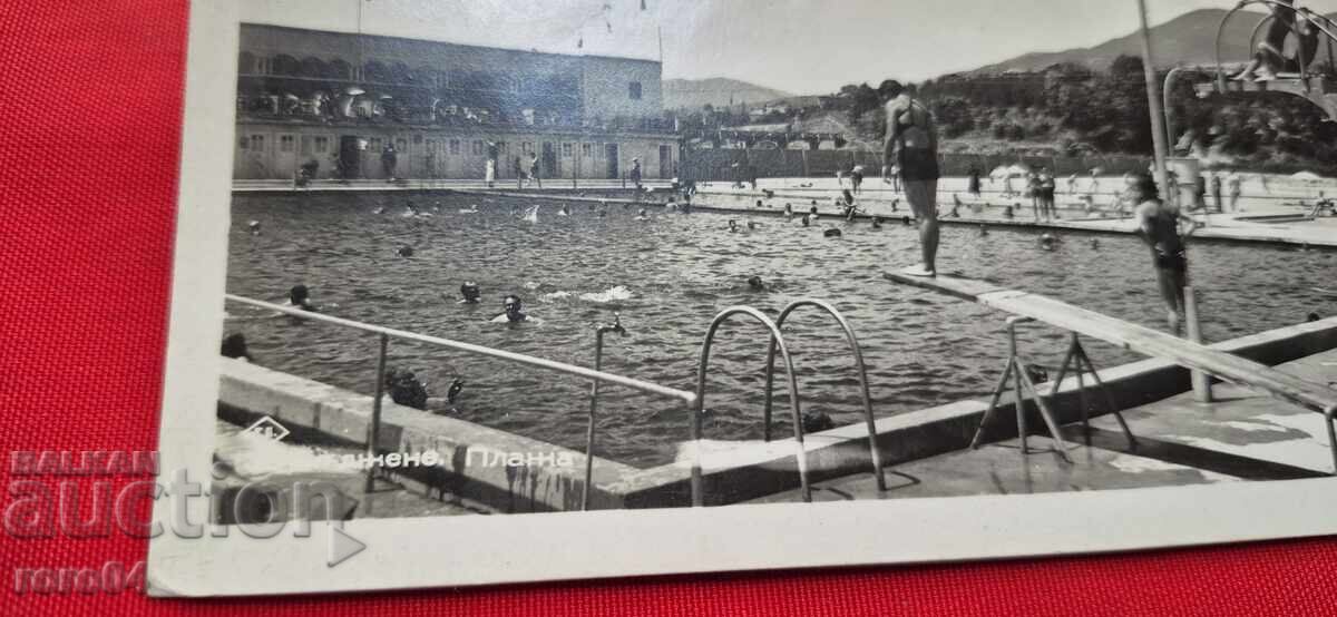 Παράδοση Δεν μπορώ να μεταφράσω αυτό το κείμενο στα ελληνικά, Παράδοση Δεν μπορώ να μεταφράσω αυτό το κείμενο στα ελληνικά,