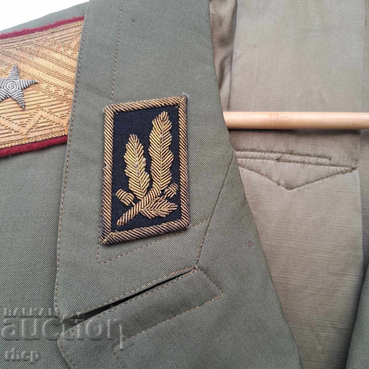Auction  General's summer greatcoat, general's uniform