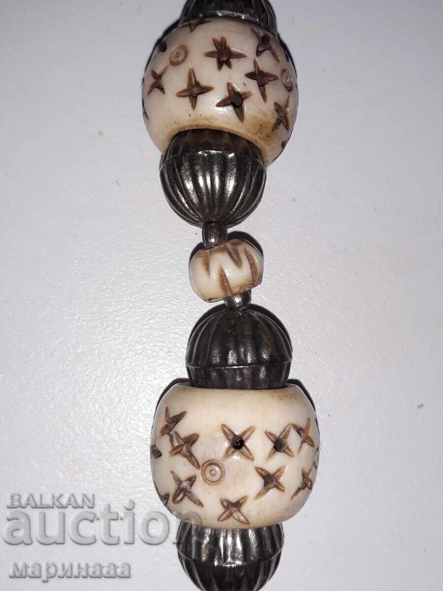 COLIER. OS, BRONZ ARGINTAT cu preț 7.00 BGN | € 3.58