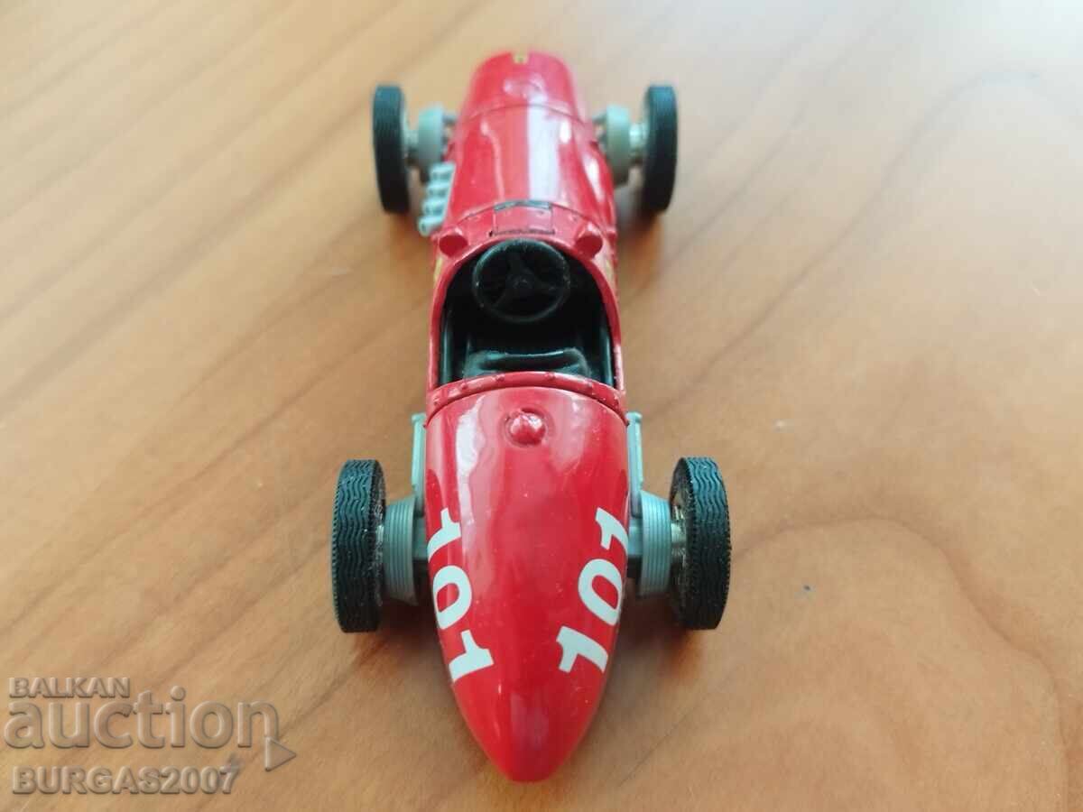 Δημοπρασία Μεταλλικό καροτσάκι, Ferrari 500 F2, 1/35 Δημοπρασία Μεταλλικό καροτσάκι, Ferrari 500 F2, 1/35