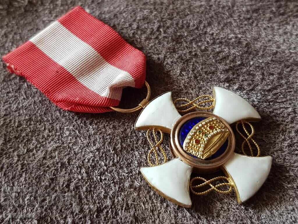 Ordin Italian Aur 18K Coroana Victor Emanuel al III-lea cu preț 900.00 BGN | € 460.16 Ordin Italian Aur 18K Coroana Victor Emanuel al III-lea cu preț 900.00 BGN | € 460.16