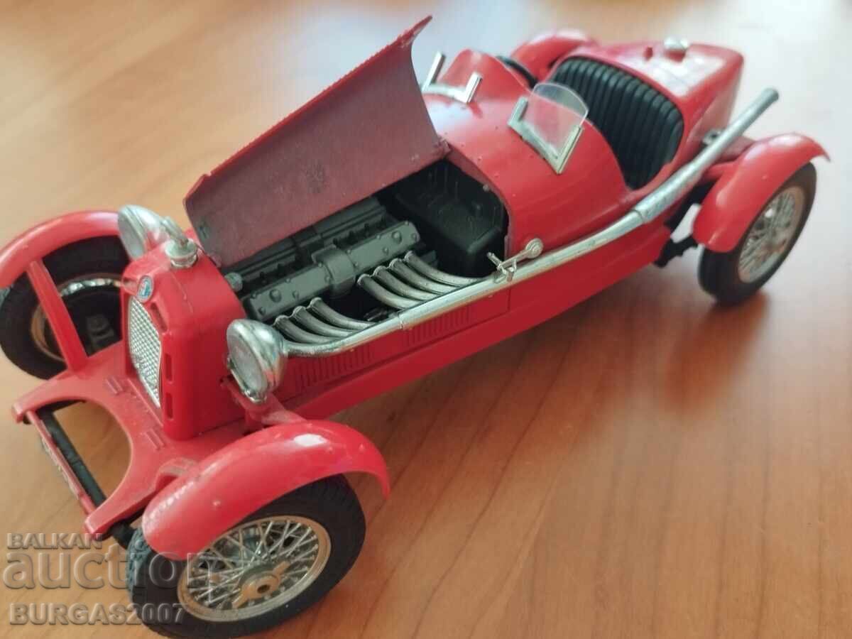 Metal car, Alfa Romeo, Made in Italy, 1/18 - 6
