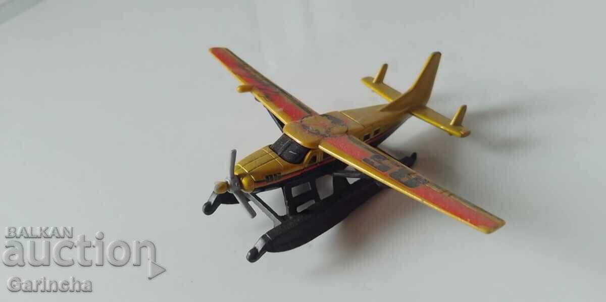 Σπιρτόκουτο 1/64