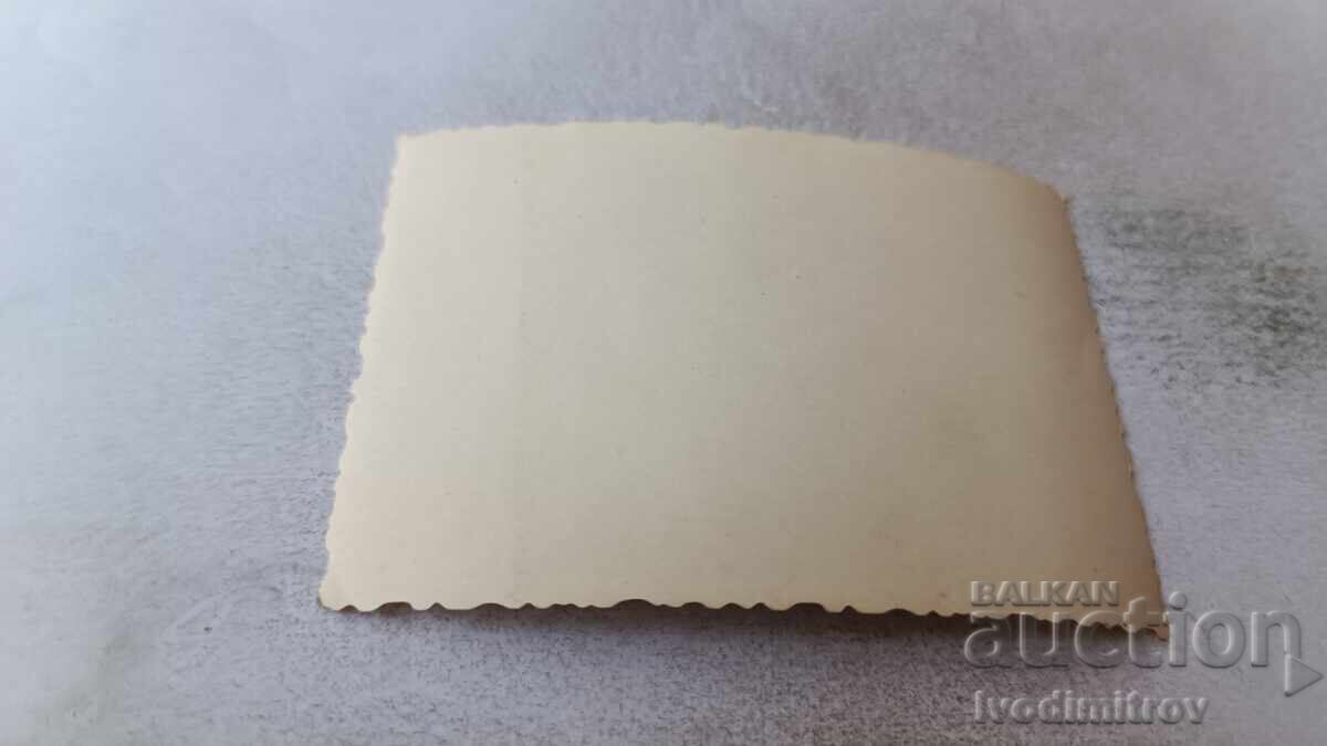 Fotografie Sofia Doi ofițeri cu preț 2.35 BGN | € 1.20 Fotografie Sofia Doi ofițeri cu preț 2.35 BGN | € 1.20