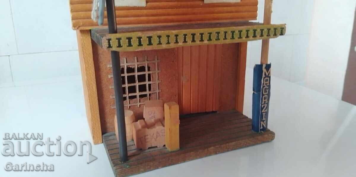 Дървена къщичка - форд с цена 22.00 лв. | € 11.25