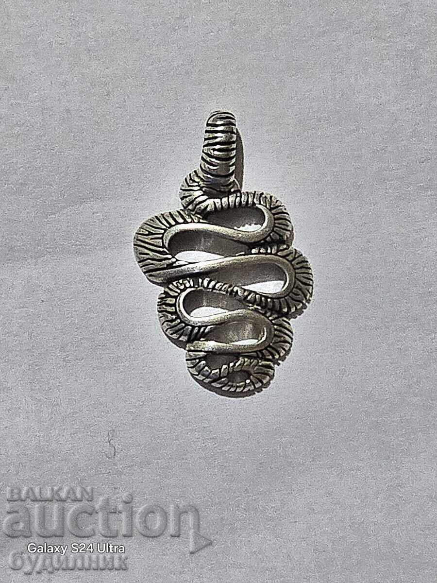 Pandantiv argint. Lansez peste 100 de licitații. Vedeți și celelalte cu preț 18.99 BGN | € 9.71 Pandantiv argint. Lansez peste 100 de licitații. Vedeți și celelalte cu preț 18.99 BGN | € 9.71