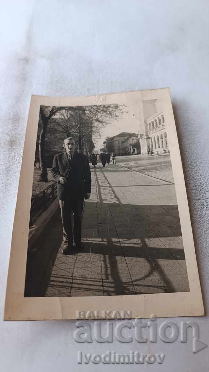 Снимка София Мъж на булевард Царъ Освободителъ