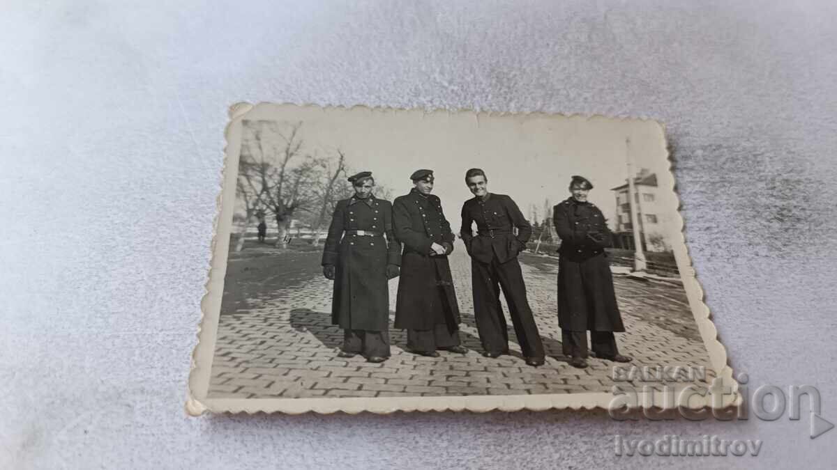 Photo Sofia Four Young People on the Street Photo Sofia Four Young People on the Street