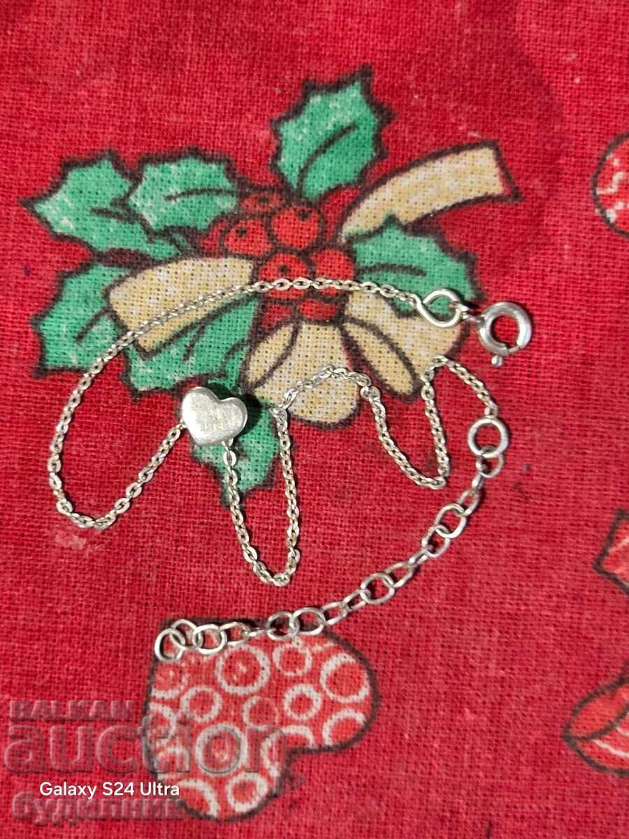 Δημοπρασία Ασημένιο βραχιόλι. Από 16 έως 20εκ. Βάζω πάνω από 100 Δημοπρασίες Δημοπρασία Ασημένιο βραχιόλι. Από 16 έως 20εκ. Βάζω πάνω από 100 Δημοπρασίες