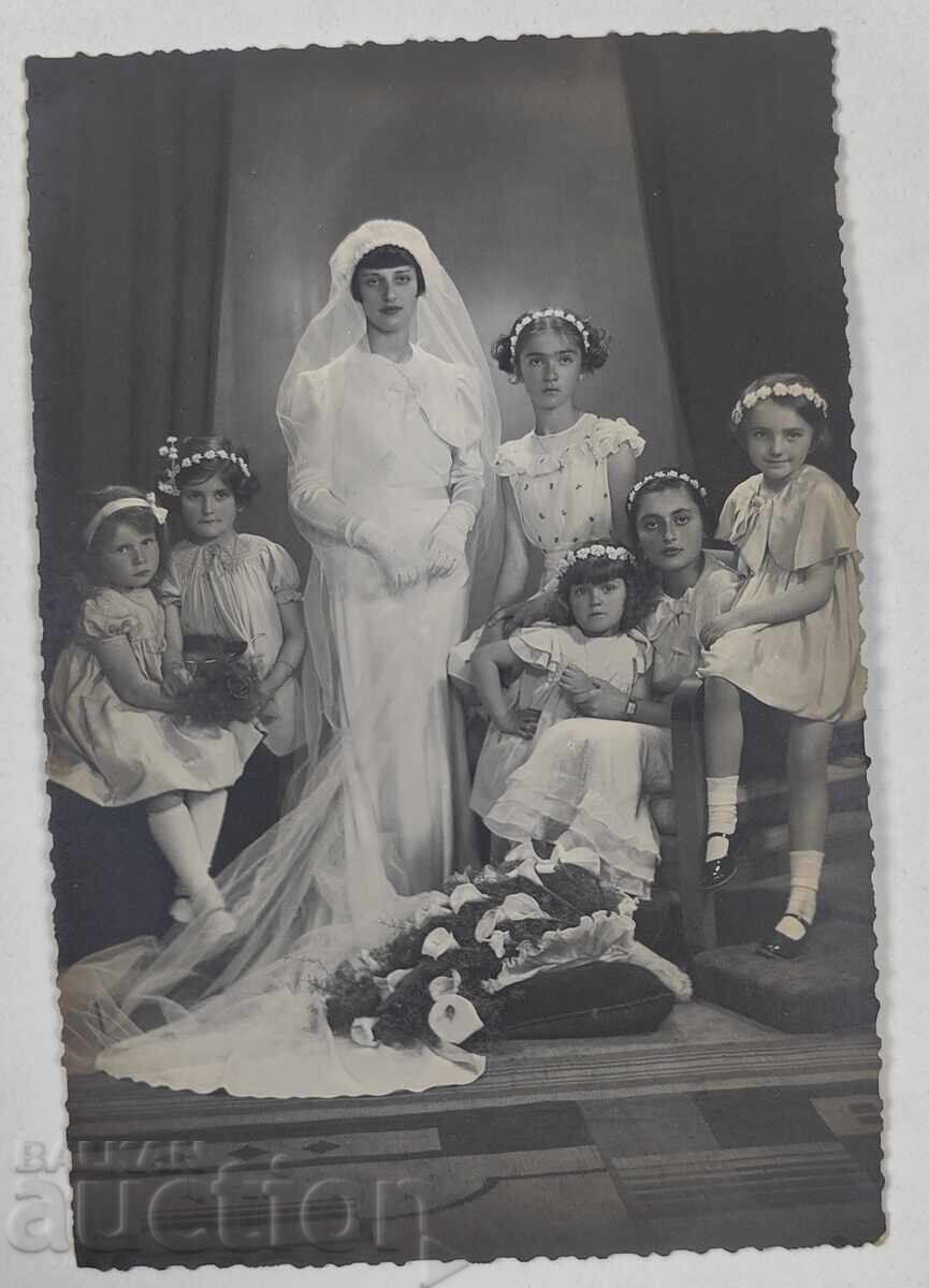 ΠΑΙΔΙΑ ΠΑΙΔΙ ΝΥΦΗ ΓΑΜΟΣ ΓΑΜΗΛΙΑ ΠΑΛΙΑ ΦΩΤΟΓΡΑΦΙΑ