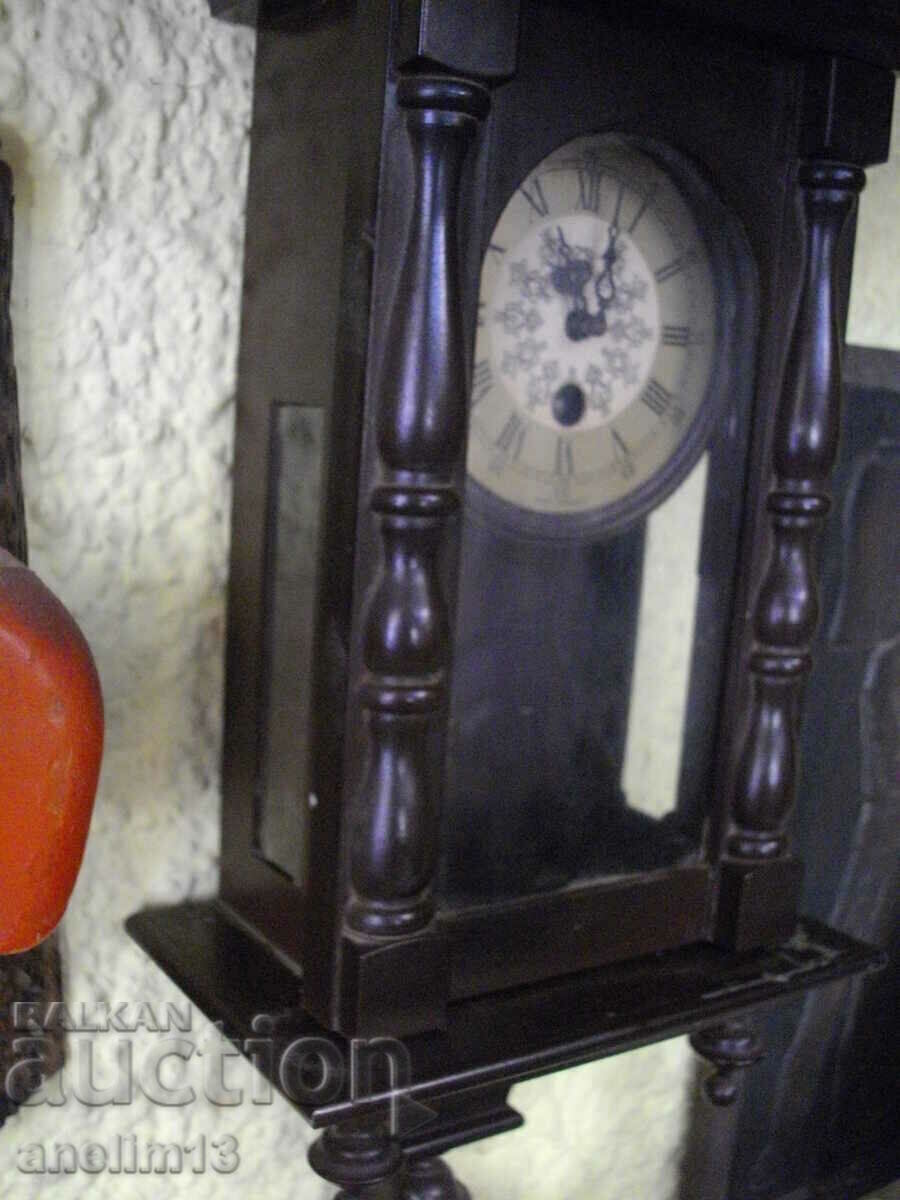 Παράδοση ΠΑΛΙΟ ΜΙΚΡΟ ΡΟΛΟΙ ΤΟΙΧΟΥ ΓΕΡΜΑΝΙΑ