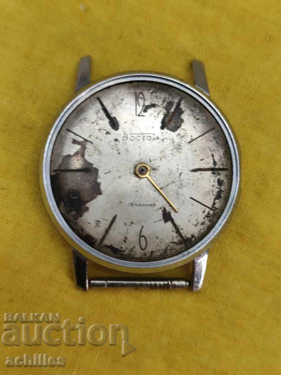 Men's Vostok watch, non-working, for servicing Men's Vostok watch, non-working, for servicing