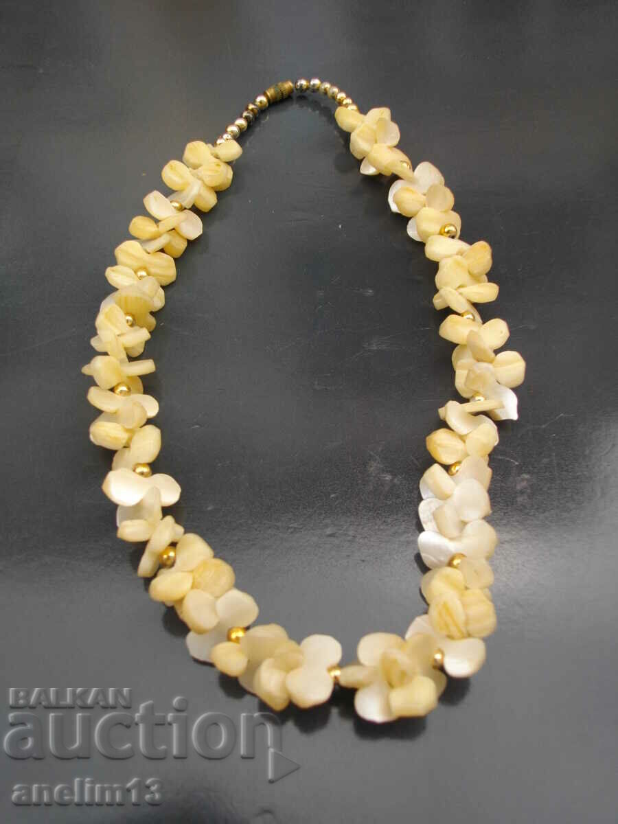 OLD PEARL NECKLACE NECKLACE OLD PEARL NECKLACE NECKLACE