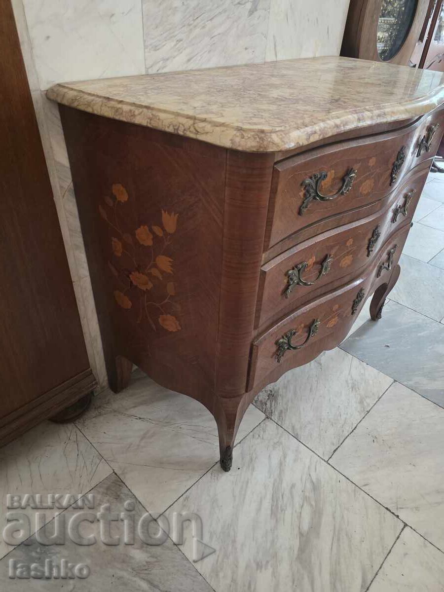 Delivery of Chest of drawers, screen, wardrobe Delivery of Chest of drawers, screen, wardrobe