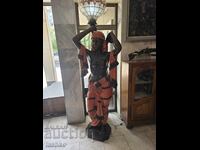 Бронзова статуя лампа