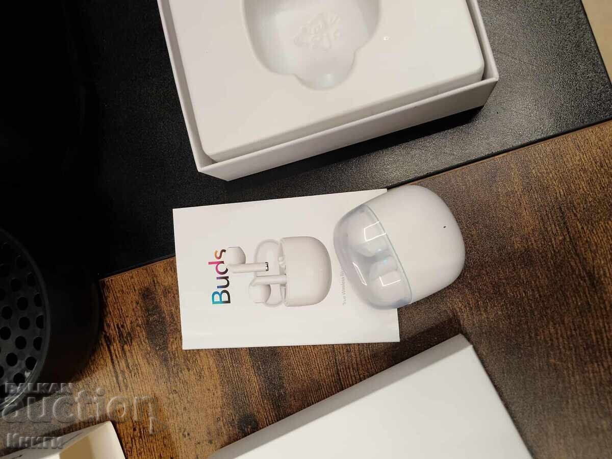 Vivacom Buds Headphones with price 20.00 BGN | € 10.23