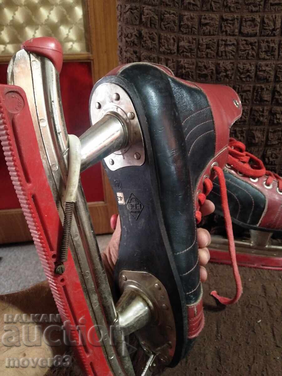 Patinaj pe gheață "FOS-Meteor". Număr 43 - 5