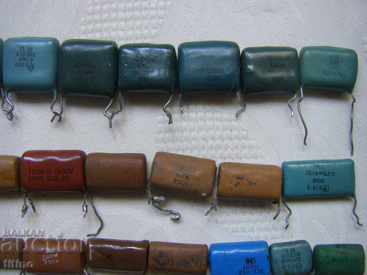 Δημοπρασία Ρωσικοί και βουλγαρικοί κεραμικοί πυκνωτές Δημοπρασία Ρωσικοί και βουλγαρικοί κεραμικοί πυκνωτές