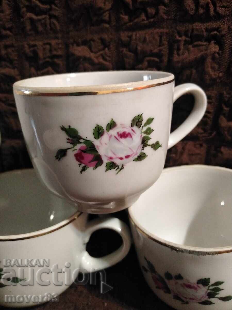 Κύπελλα/Πιάτα. Καφές με τιμή 2.49 BGN | € 1.27