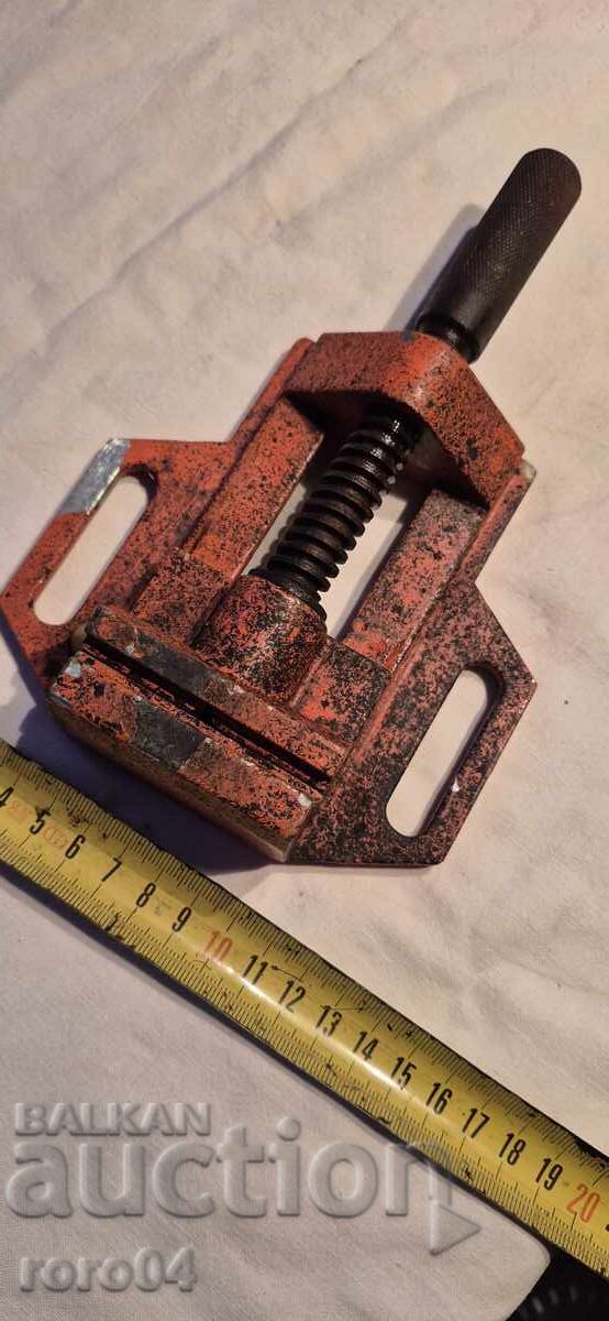 Аукцион МЕНГЕМЕ