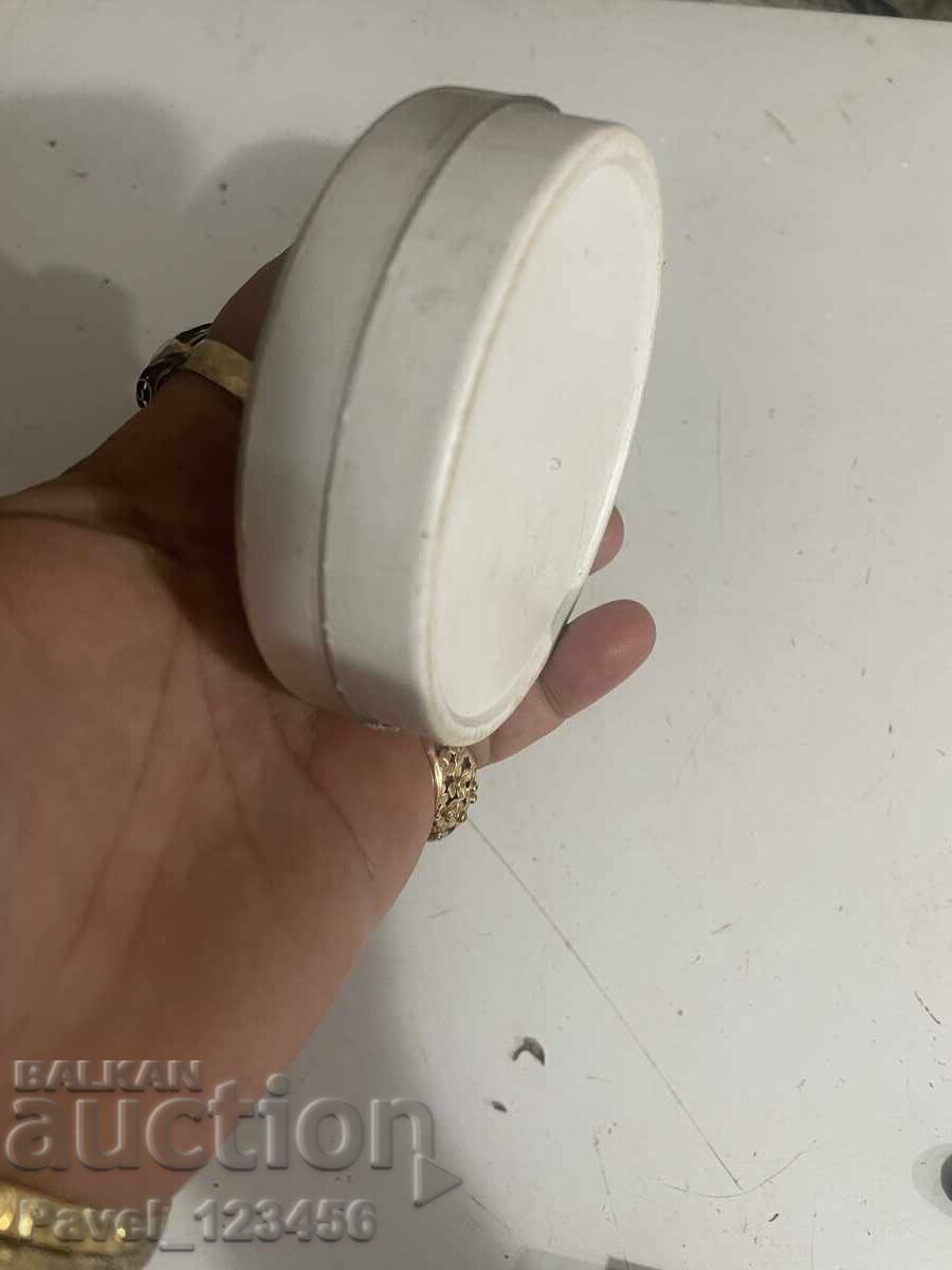 Δημοπρασία Παλιά καρφίτσα