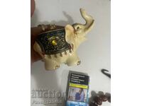 Ελεφαντάκι-κουτάκι