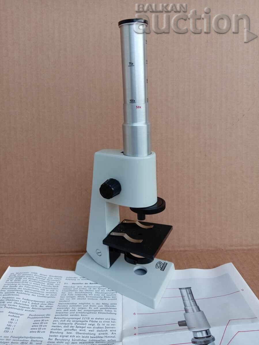 Microscop Carl Zeiss DDR Rathenow model C cu preț 91.00 BGN | € 46.53