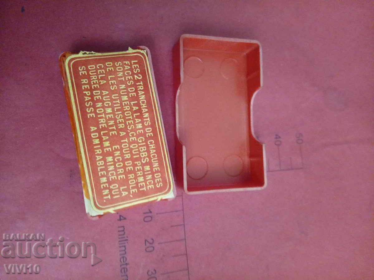 Auction  Sealed Razor Blades 10pcs