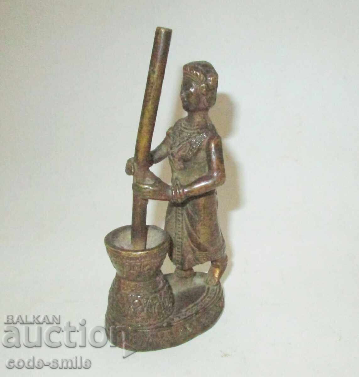 Παλιά, παλαιά μπρούτζινη αγαλματίδιο γυναικείας φιγούρας