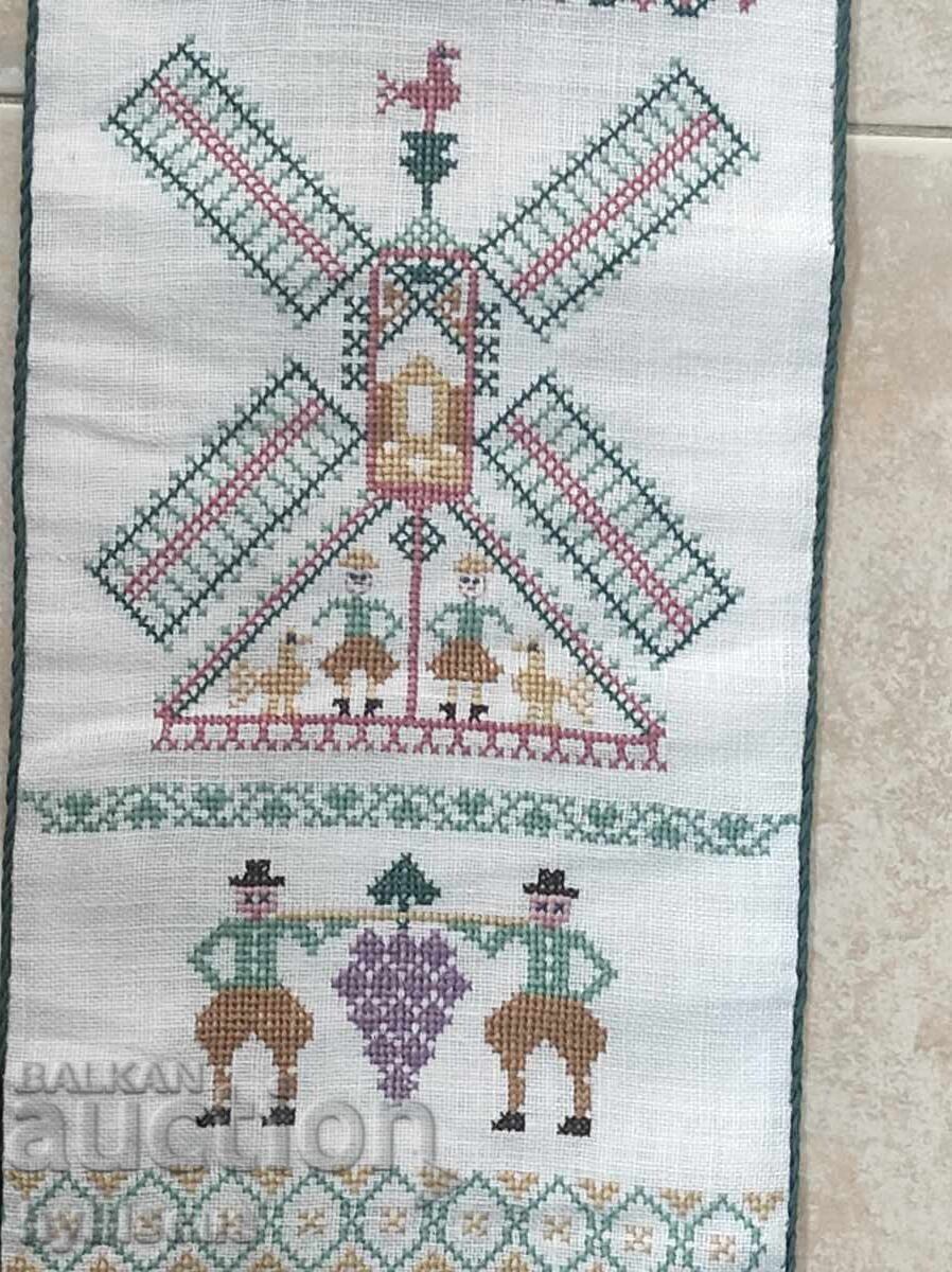 Livrarea Broderie scandinavă lucrată manual