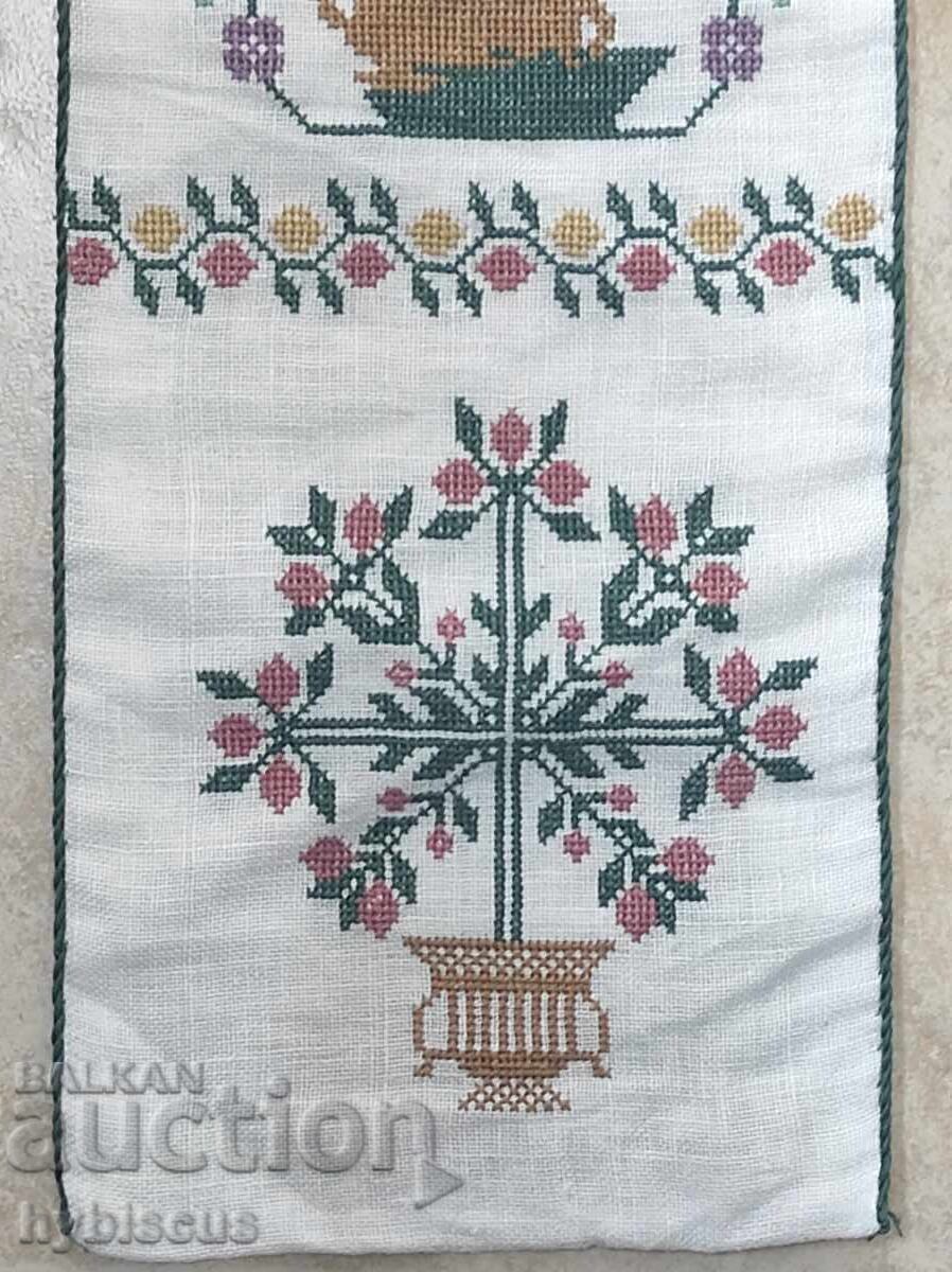 Handmade Scandinavian Embroidery - 6