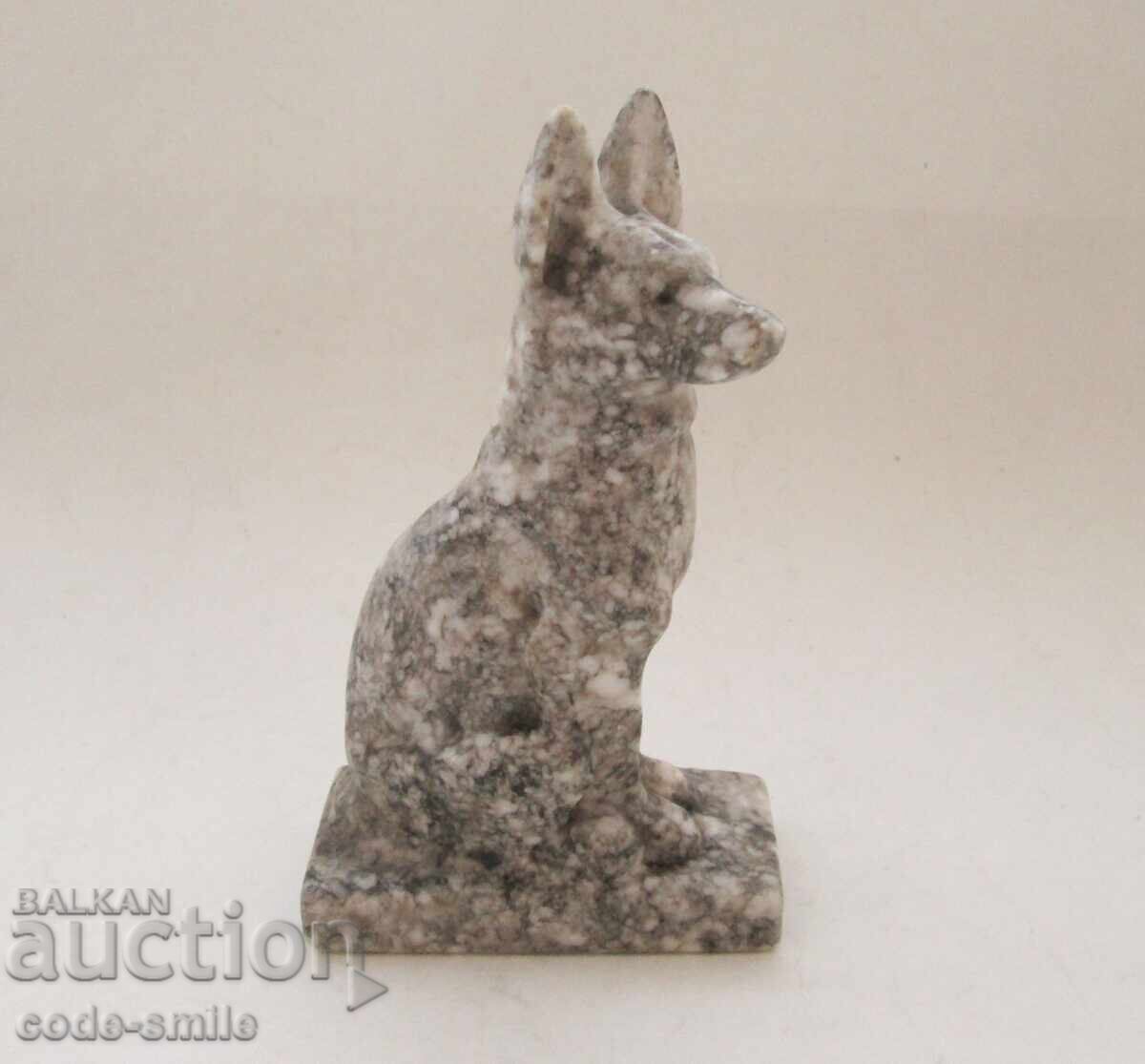 Statuetă veche din marmură, figură de câine ciobănesc german Statuetă veche din marmură, figură de câine ciobănesc german