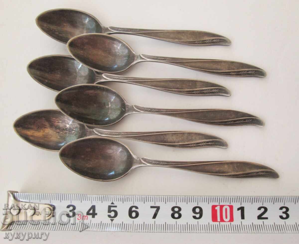 Delivery of Set of 6 old silver-plated small coffee spoons