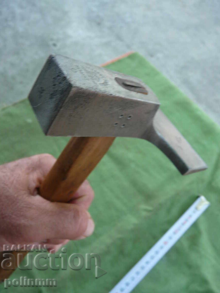 Licitație Ciocan de pietrar PEUGEOT - 323