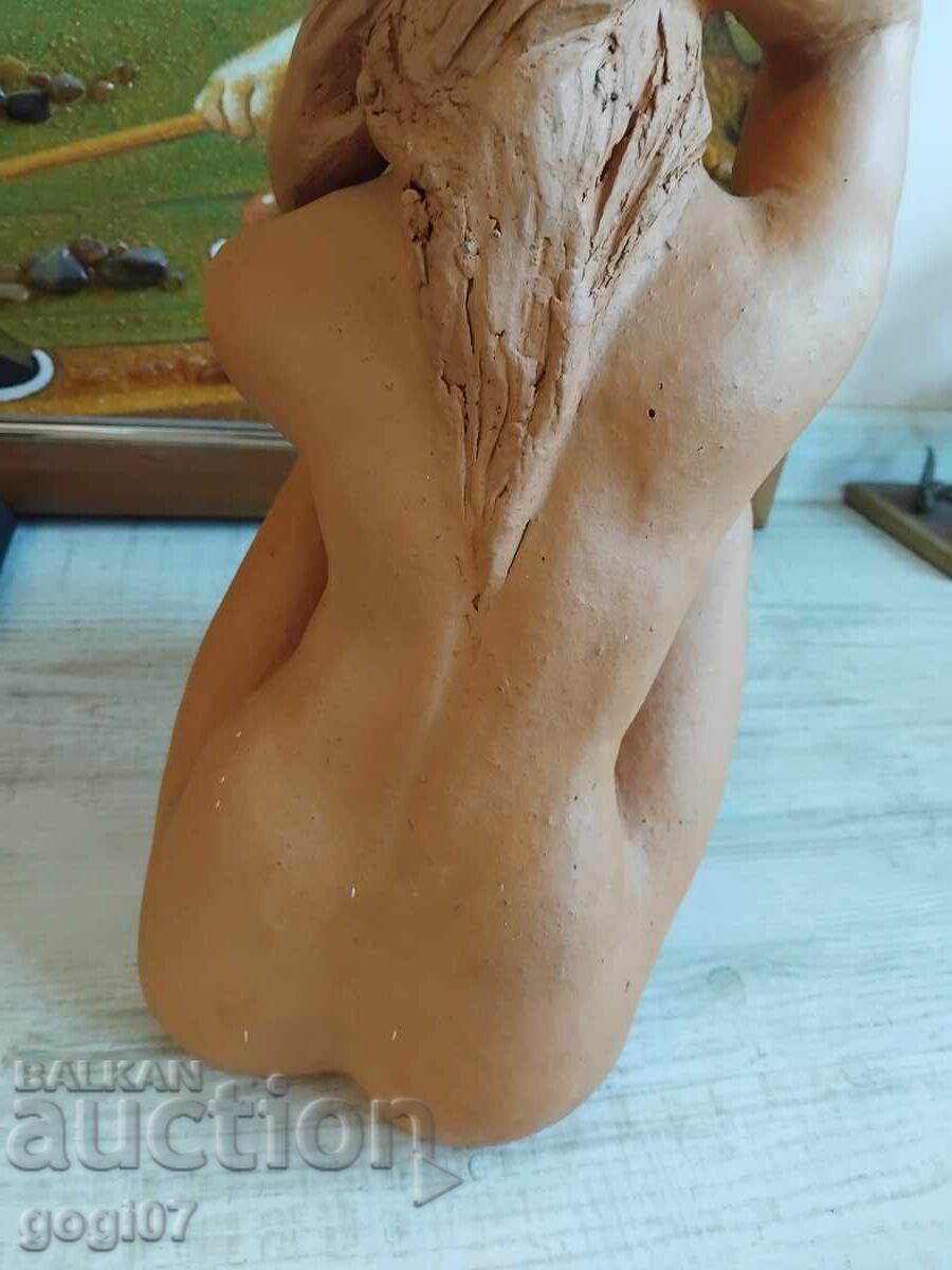 Livrarea SCULPTURĂ VECHE PLASTICĂ ADUSĂ ÎN 1970 DIN URSS