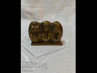 Bronze sculpture of the three monkeys - I don't know, I didn't hear, I didn't see