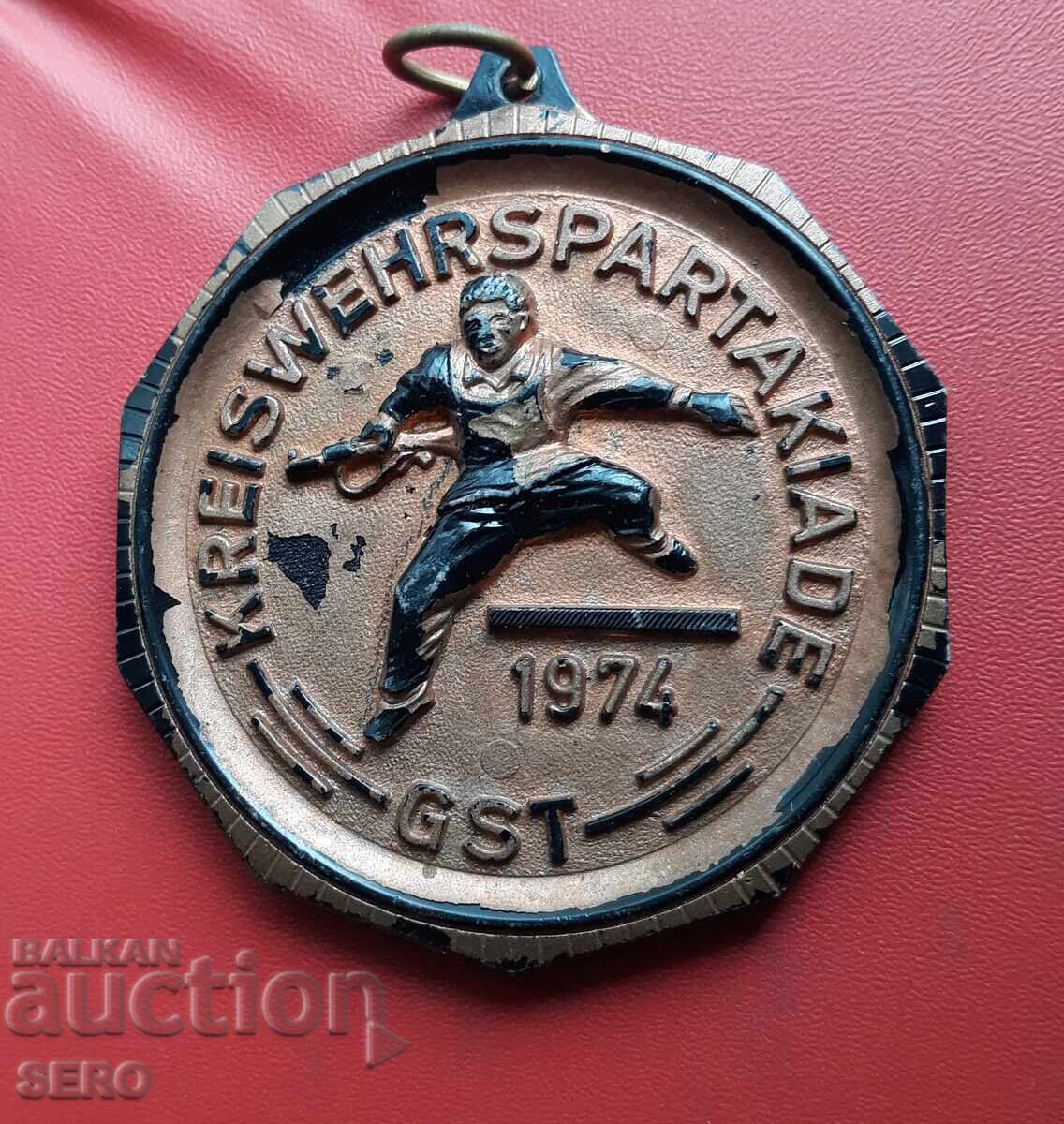 Германия-ГДР-медал 1974 от армейска спартакиада Германия-ГДР-медал 1974 от армейска спартакиада