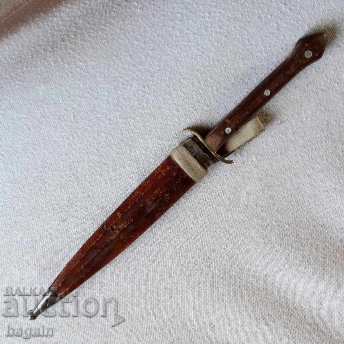Bulgarian dagger. with price 200.00 BGN | € 102.26 Bulgarian dagger. with price 200.00 BGN | € 102.26