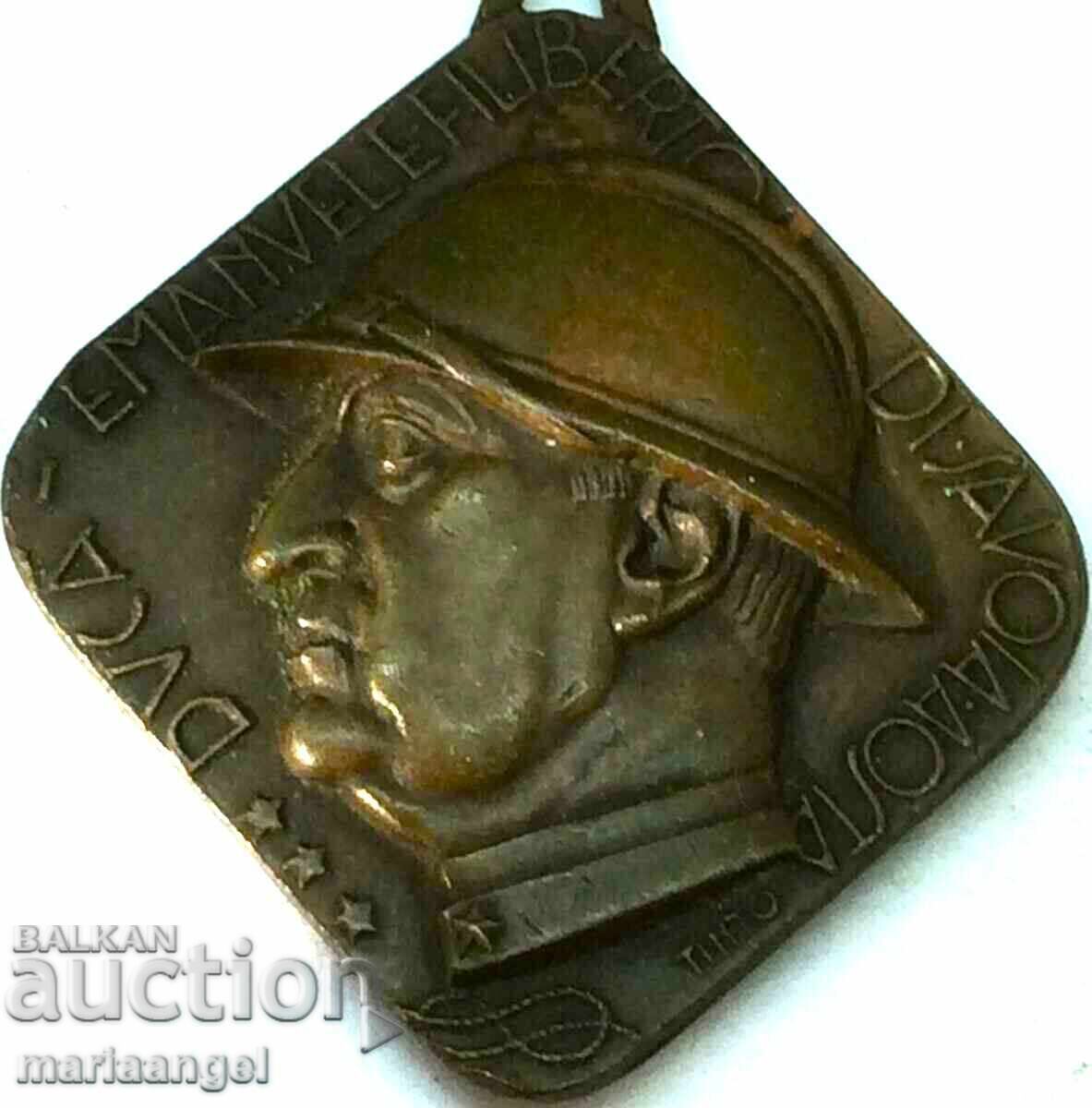Delivery of Medal Italy 1937 Duce Emmanuel Filiberto
