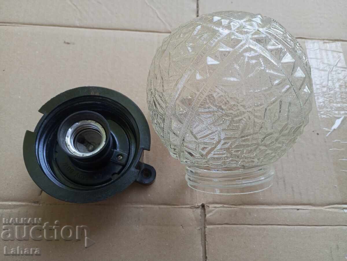 Lampă rezistentă la umezeală din perioada socialistă - 5 Lampă rezistentă la umezeală din perioada socialistă - 5