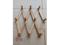 Umeraș retro din lemn