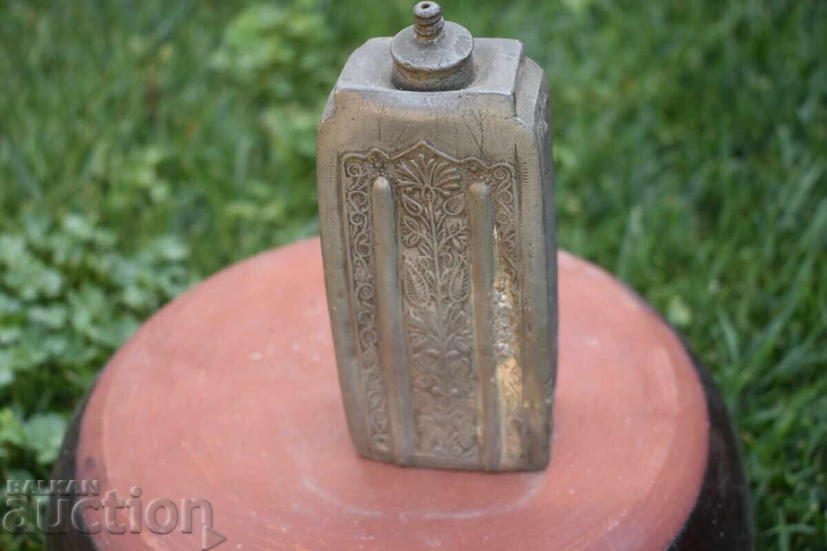 Παράδοση Αναγεννησιακό κασσιτερο-μολυβδένιο παγούρι Παράδοση Αναγεννησιακό κασσιτερο-μολυβδένιο παγούρι