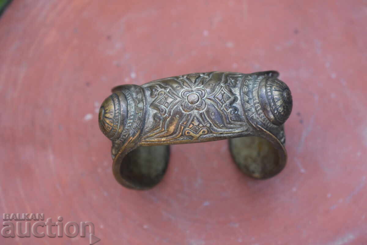 Γρίβνα σφενδόνα