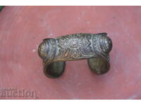 Γρίβνα σφενδόνα