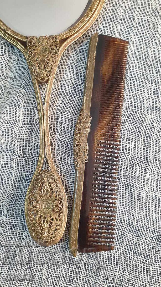 Δημοπρασία Αντίκα κρυστάλλινο αμφίδρομο καθρέφτη και χτένα Δημοπρασία Αντίκα κρυστάλλινο αμφίδρομο καθρέφτη και χτένα