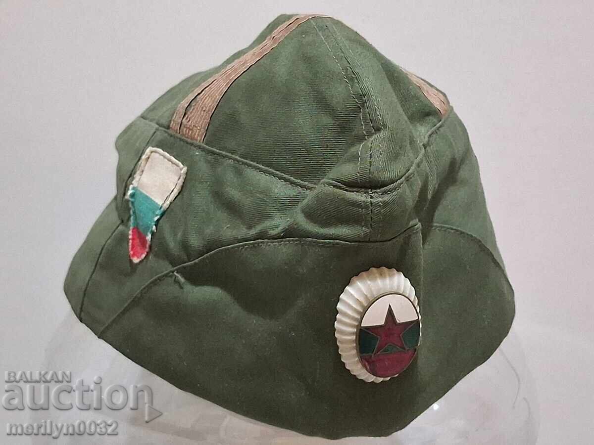 Αξιωματικό καπέλο από θερινή στολή 50s κοκάρδα με τιμή 59.00 BGN | € 30.17