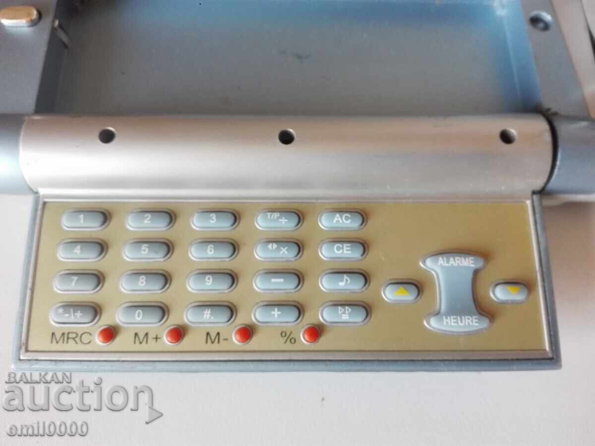 Old phone. with price 14.99 BGN | € 7.66