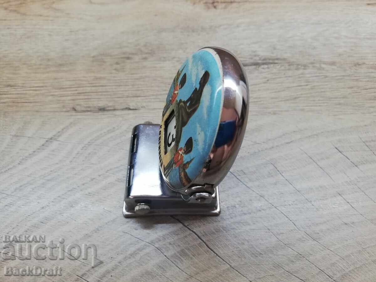 Delivery of Denmark Star Metal Desk Perpetual Calendar, Datnik Delivery of Denmark Star Metal Desk Perpetual Calendar, Datnik