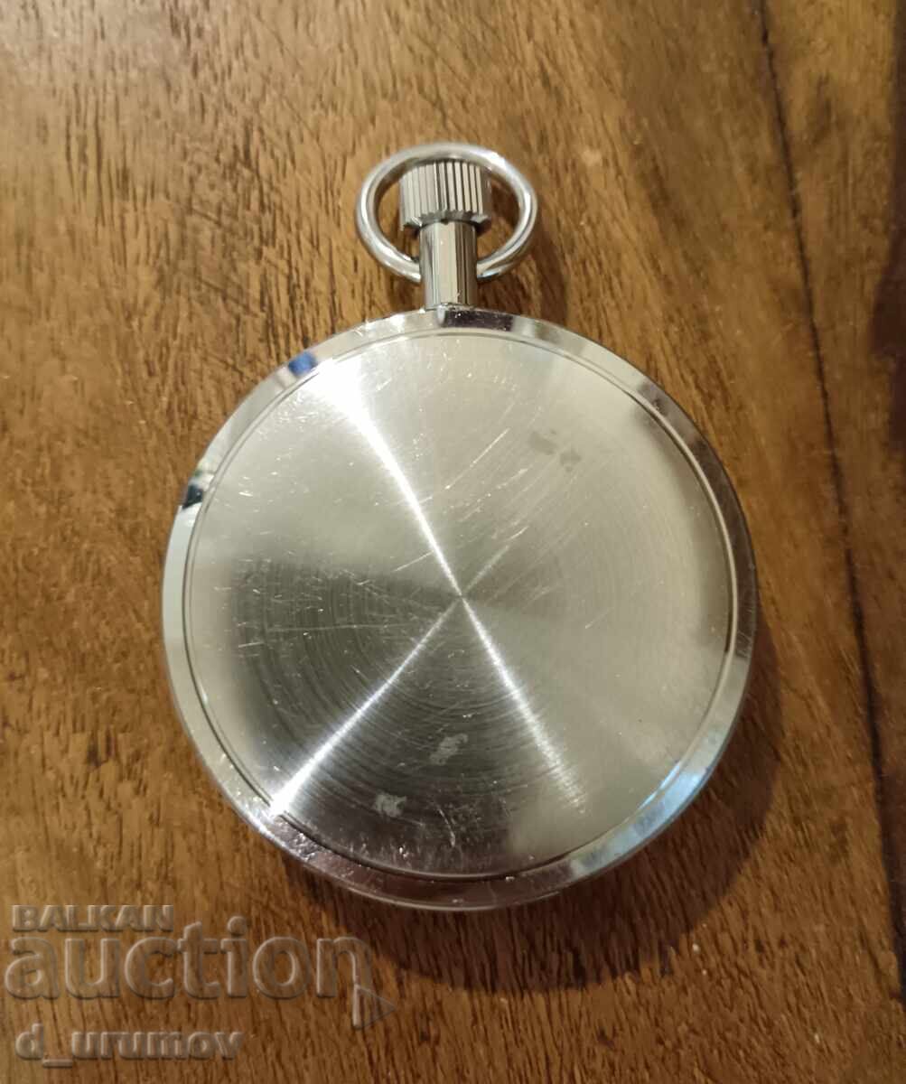 Cronometru de colecție Junghans cu preț 85.00 BGN | € 43.46 Cronometru de colecție Junghans cu preț 85.00 BGN | € 43.46